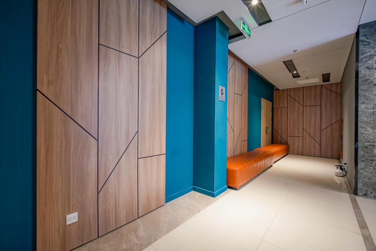 9Trip Stay In Soho Residence - 3 Bedrooms Apartment In District 1, Next To Bui Vien Walking Street - Free Saigon Nightlife Walking Tour ホーチミン市 エクステリア 写真