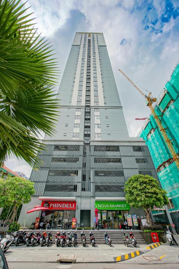 9Trip Stay In Soho Residence - 3 Bedrooms Apartment In District 1, Next To Bui Vien Walking Street - Free Saigon Nightlife Walking Tour ホーチミン市 エクステリア 写真